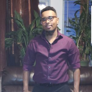 Meet your Posher, Ravy